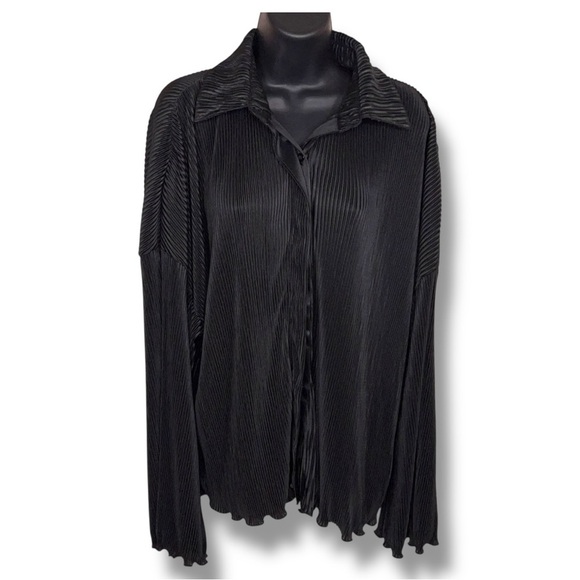 BiBi Tops - NEW BiBi Small Textured Oversized Fit Long Sleeve Button Up Top Blouse Stretch